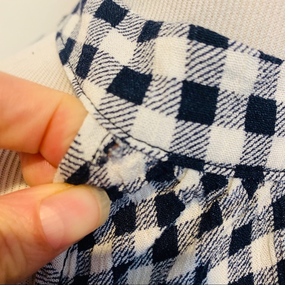 ⭐️ XHILARATION Checked High Neck Halter Top - Picture 4 of 5